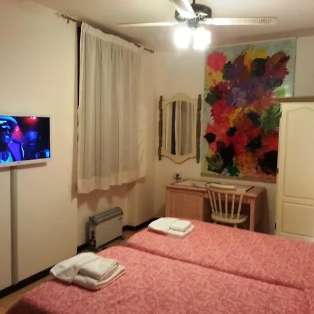 Dogana Vecchia - & Ristorante & Pizzeria Hotel 3*