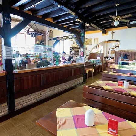 Dogana Vecchia - & Ristorante & Pizzeria 호텔 3*