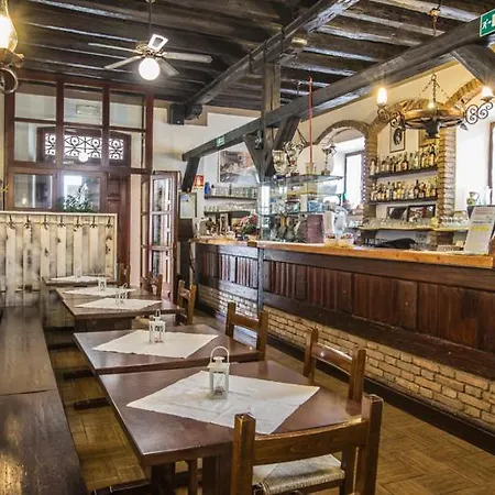 Dogana Vecchia - & Ristorante & Pizzeria Hotel 3*