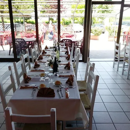 호텔 Dogana Vecchia - & Ristorante & Pizzeria